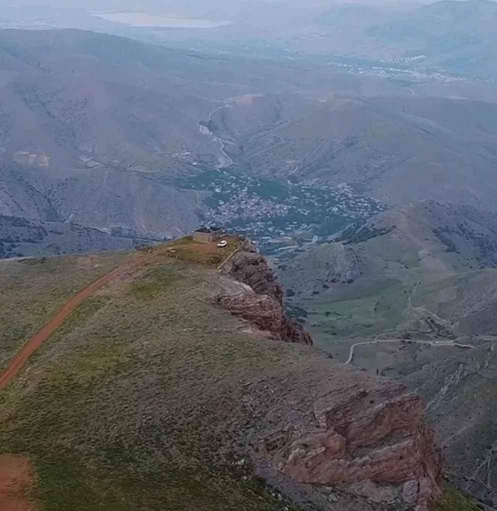 Yahyalı’daki bu ev sosyal medyada büyük ilgi gördü